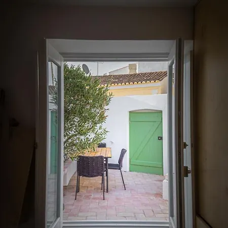 Casa De Santa Rita *